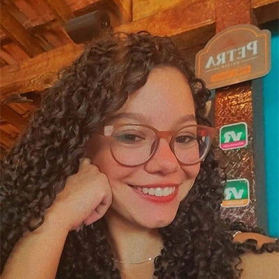 Luana Victoria de Santana Domingues